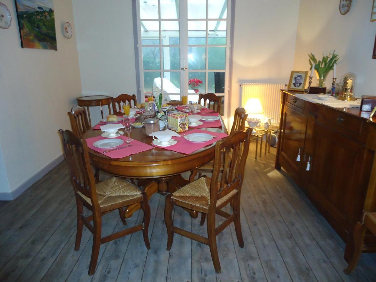 Bed and Breakfast A La Cerisaie Carignan-de-Bordeaux Экстерьер фото